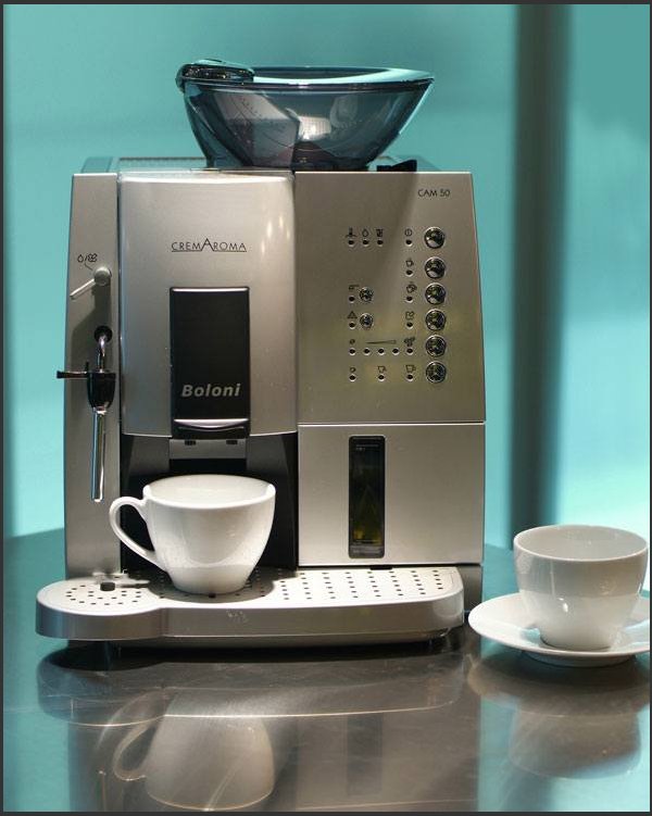 博洛尼厨房配置——高级厨房的时尚生活