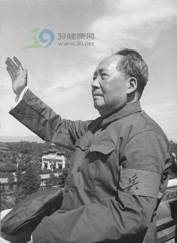 毛泽东邓小平长寿密诀 吃素散步不怒