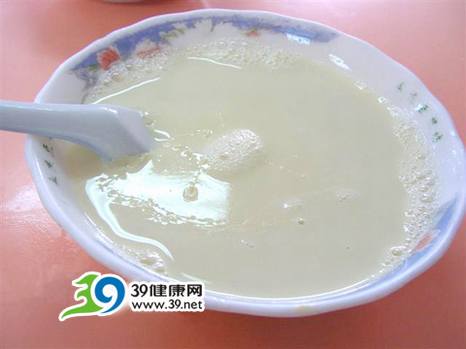 饮用豆浆话利弊