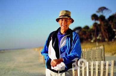 老人穿松紧带裤子会影响健康