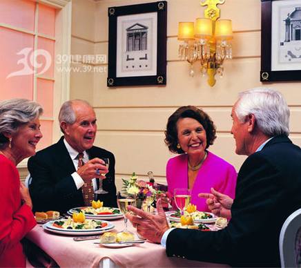 莫让老人“空巢”又空心