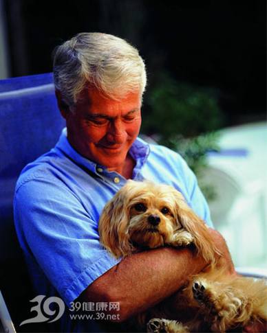 老人变矮骨头有问题