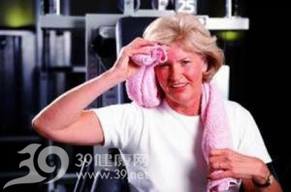 老年人健美锻炼的方法