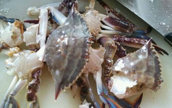 螃蟹怎么清洗干净?