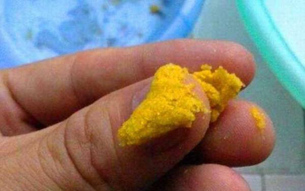 四月钓鱼用什么味道的饵料?