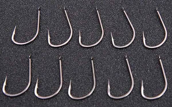 野钓用伊势尼还是伊豆?