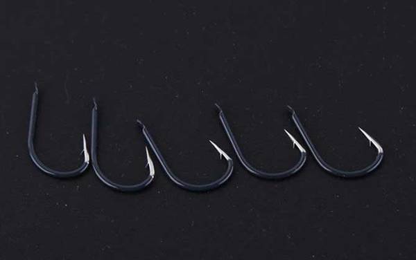 野钓用伊势尼还是伊豆?