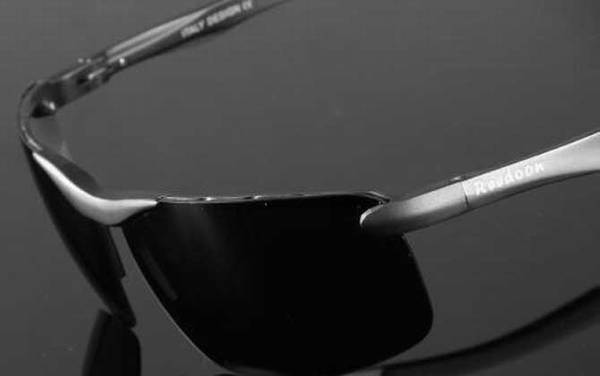 钓鱼眼镜什么牌子好?