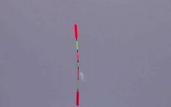 钓鲫鱼怎样调漂最灵敏?不要拘泥于调几钓几,取决于实际鱼情!