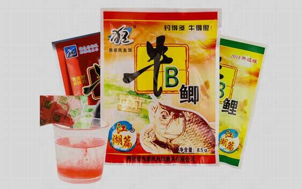 牛b鲫就是维生素b2吗?肯定不是,还有多种氨基酸和诱食剂!