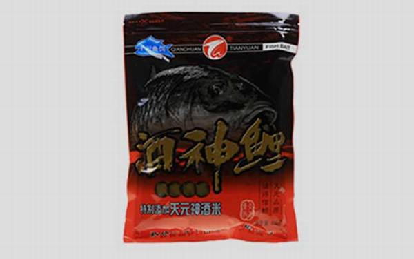 钓鲤鱼饵料配方大全,试试这几个配方,都是钓鱼人最常用的!