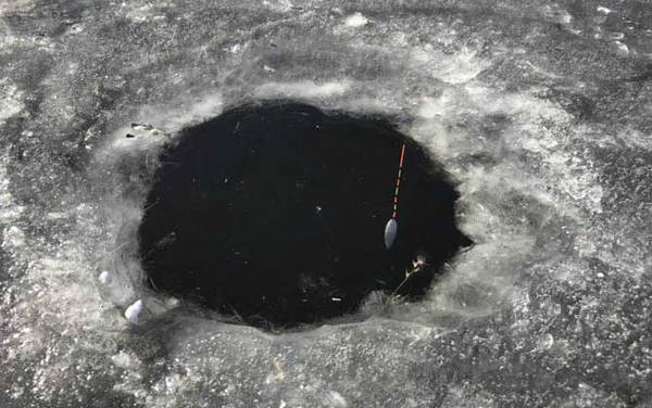 冰钓_入门技巧_用多大线组_怎么选位置