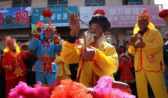 ɽ�������������¶�������