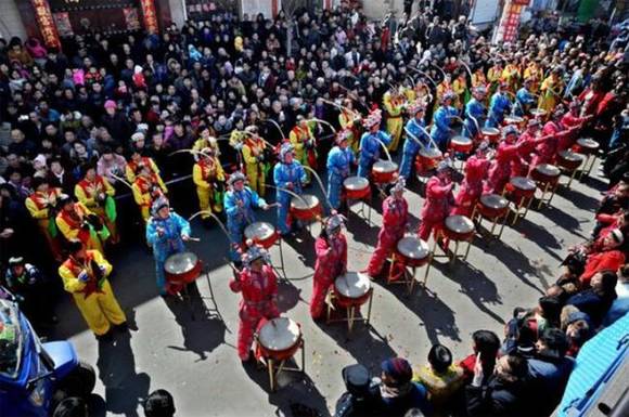 ɽ�������������¶�������