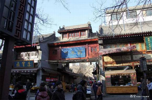 �����Ĵ���ɫ����