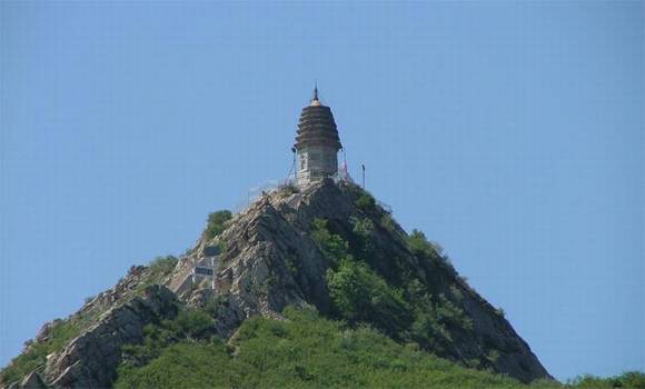 ɽ������������