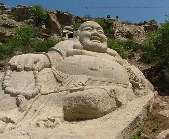 ɽ������������