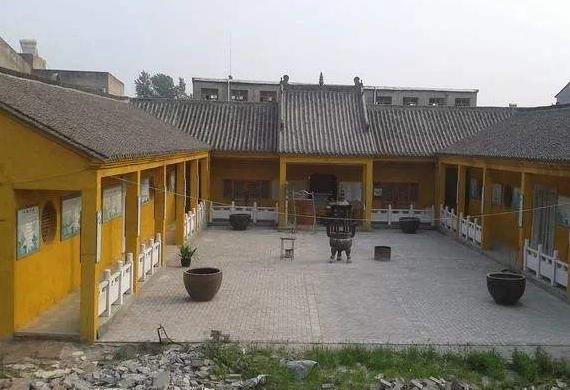 �����Ϻӿڷ��ʤ�أ�̫ɽ��