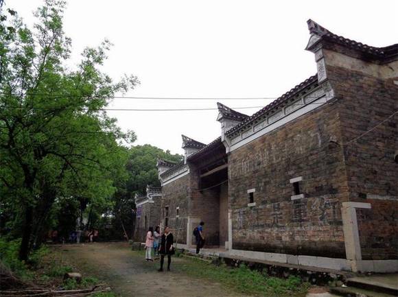 ������ұ�Ϸ�Ŵ�