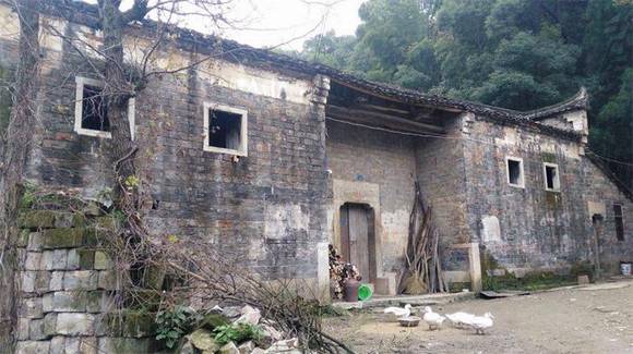 ������ұ�Ϸ�Ŵ�