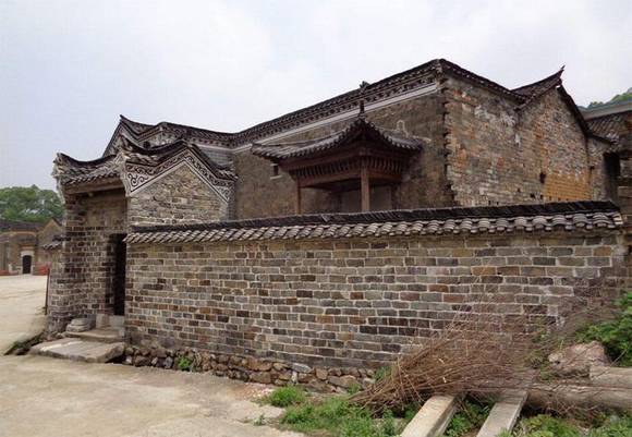 ������ұ�Ϸ�Ŵ�