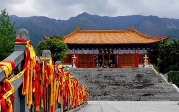 �������𶼡���ʥ��