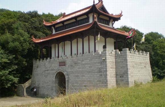 ��������ɽ������ ������׷����ѹ�