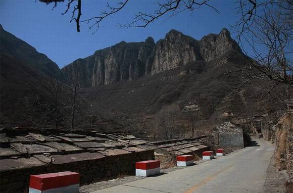 ��������̫��ɽ�ϴ�ͳ���䣺������