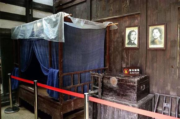 ����ɣֲ�غ����ʾӺͼ����