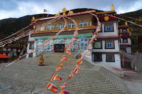 �Ĵ������۵���