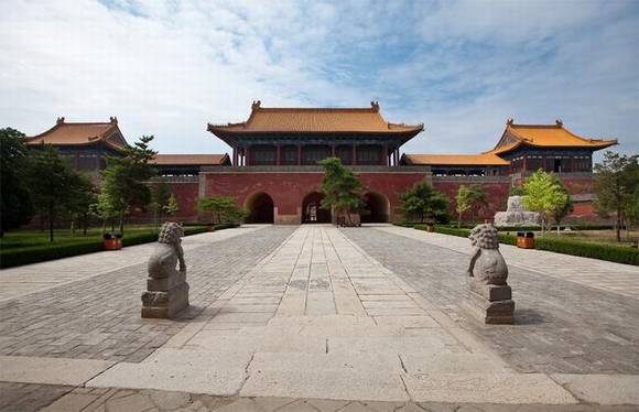 ��������������