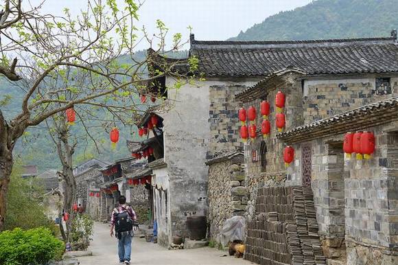 �㽭���Ŷ����Ŵ�