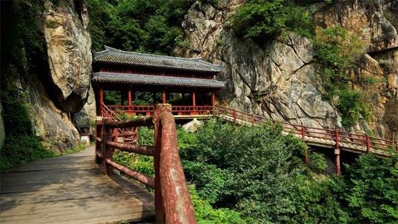 ��бʯ�ţ�������������˹�����