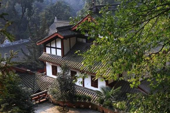 �Ĵ�ǧ����¹�����Ժ