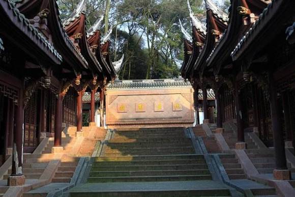 �Ĵ�ǧ����¹�����Ժ