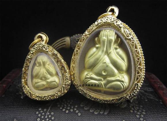 ����������