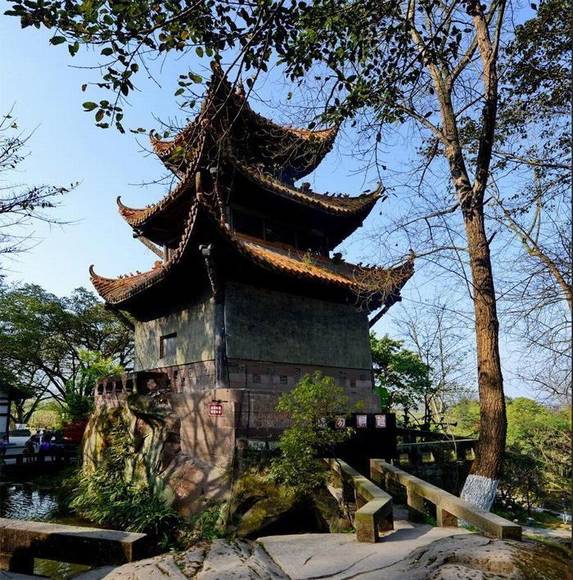 ���ϴ���µĴ�˵