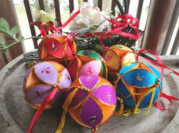 ��������