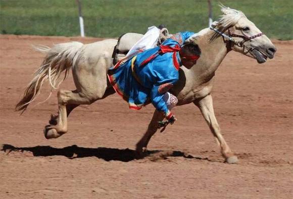 ���� �����ϵĹ����˶�