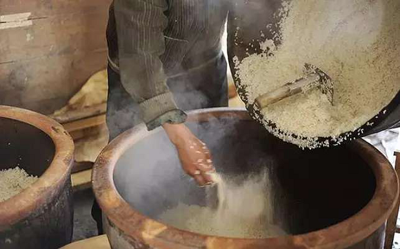 生料酿酒与熟料酿酒蒸酒技术