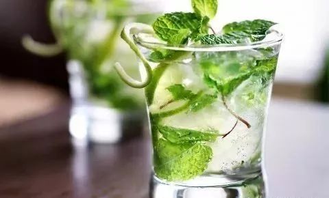 :薄荷酒在家如何酿制