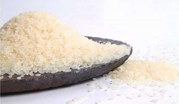 酒坊白酒原料特性对比分析