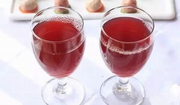 草莓果酒的酿酒技术制作方法