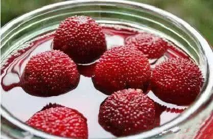 酿酒技术:水果山楂酒有有哪些功效?