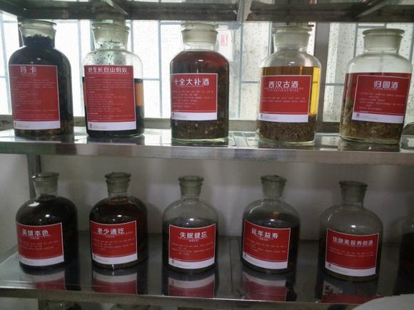 酿酒技术小常识:药酒能不能治病?保健酒有什么作用