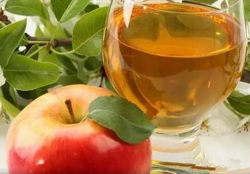 水果酒技术-在家里怎样酿苹果酒?