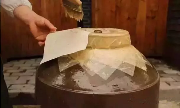 酿酒师教你三招陶瓷缸怎么密封不漏酒