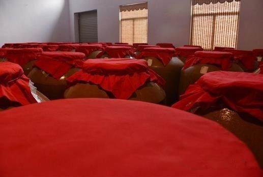 酿酒师教你三招陶瓷缸怎么密封不漏酒