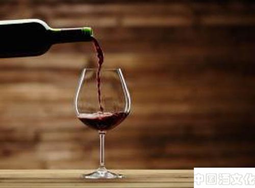 酒礼习俗:倒葡萄酒的礼节_酒礼习俗