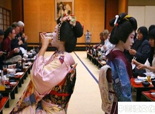 在日本饮酒时需要注意什么?日本的酒礼习俗_酒礼习俗_